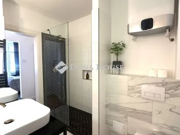 Eladó lakás Budapest V. kerület 64 nm