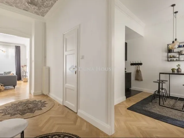 Eladó lakás Budapest V. kerület 64 nm