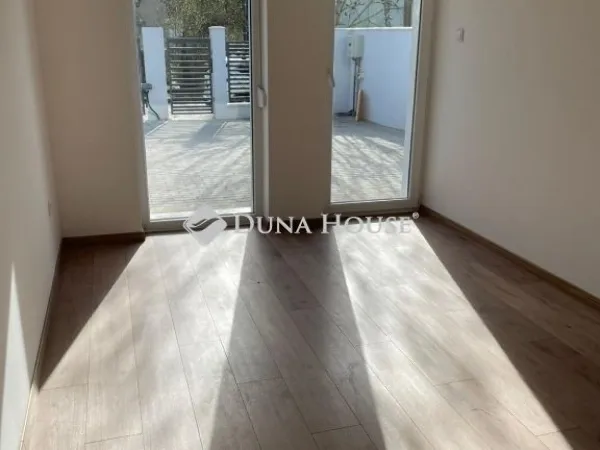 Eladó ház Budapest XVI. kerület 157 nm