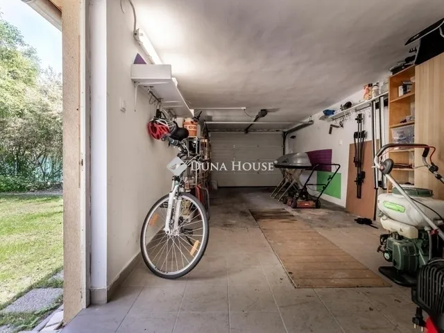 Eladó ház Budapest XVI. kerület 180 nm