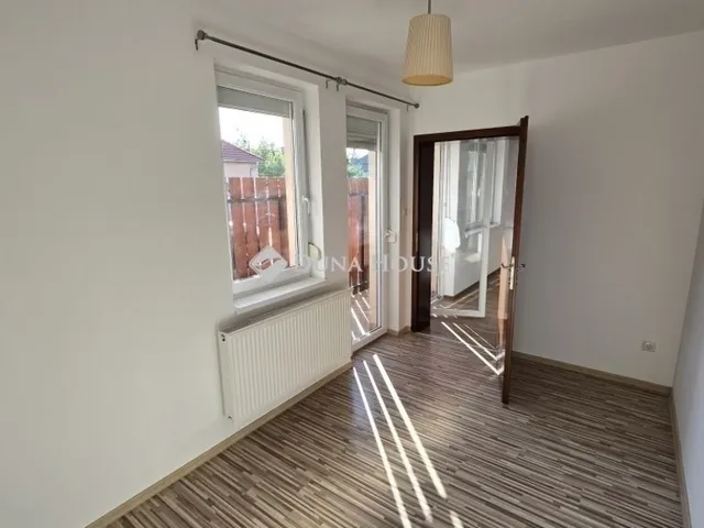 Eladó lakás Monor 82 nm