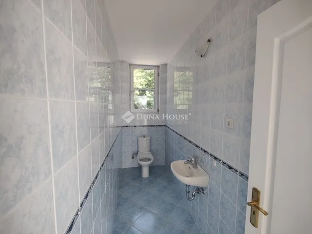 Eladó ház Budapest XVIII. kerület, Erzsébettelep 280 nm