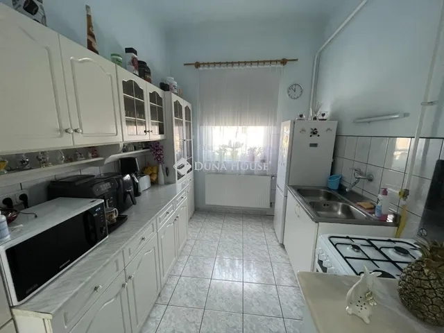 Eladó ház Budapest XVIII. kerület, Rendessytelep 194 nm