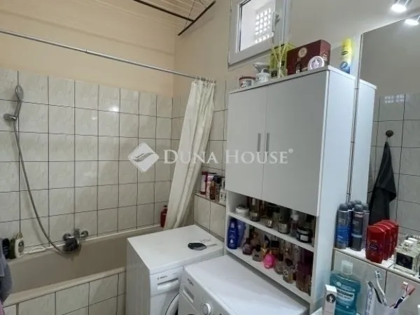 Eladó ház Budapest XVIII. kerület, Rendessytelep 194 nm