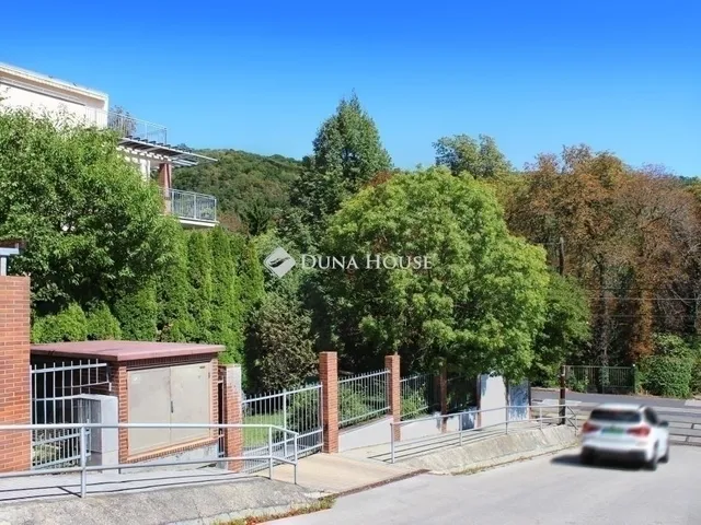 Eladó lakás Budapest II. kerület, Hűvösvölgy 90 nm