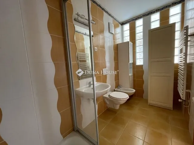 Eladó lakás Budapest II. kerület, Hűvösvölgy 90 nm