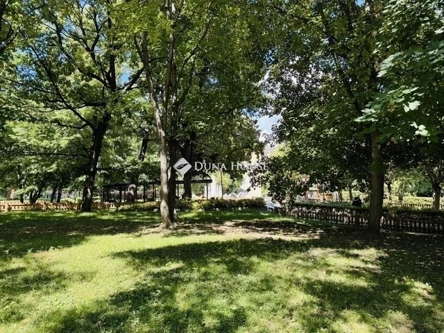 Eladó lakás Budapest II. kerület 66 nm