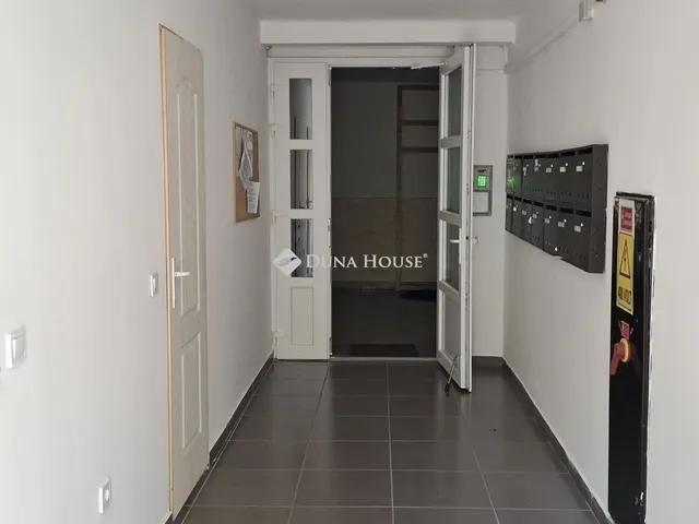 Eladó lakás Budapest II. kerület, Törökvész 32 nm