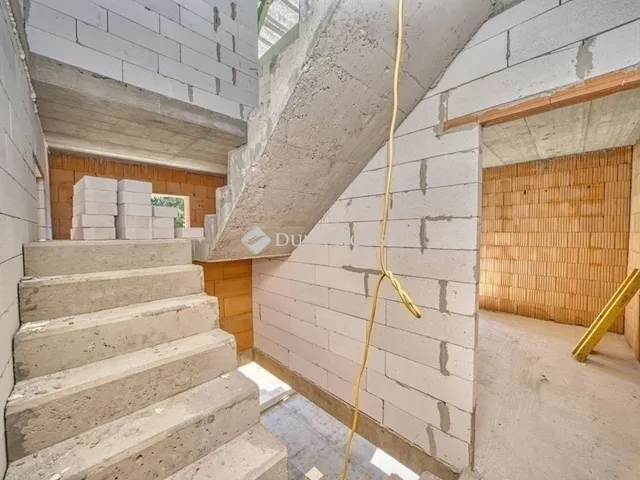 Eladó ház Budapest XVIII. kerület, Kossuth Ferenc-telep 130 nm