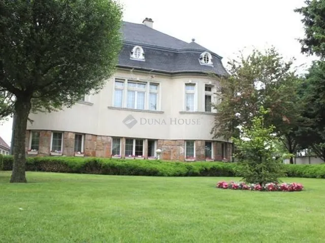 Eladó ház Üllő 551 nm