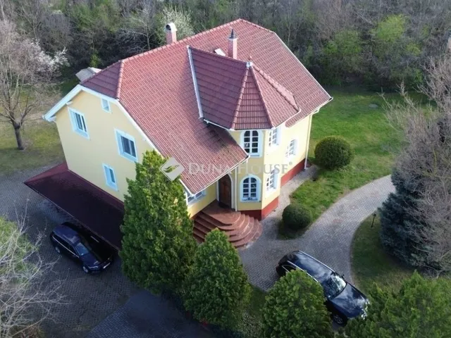 Eladó ház Gyömrő 340 nm