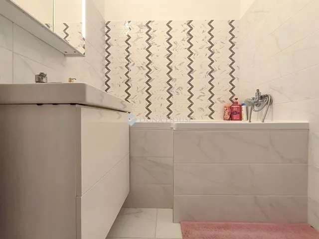 Eladó lakás Budapest III. kerület, Békásmegyer 57 nm