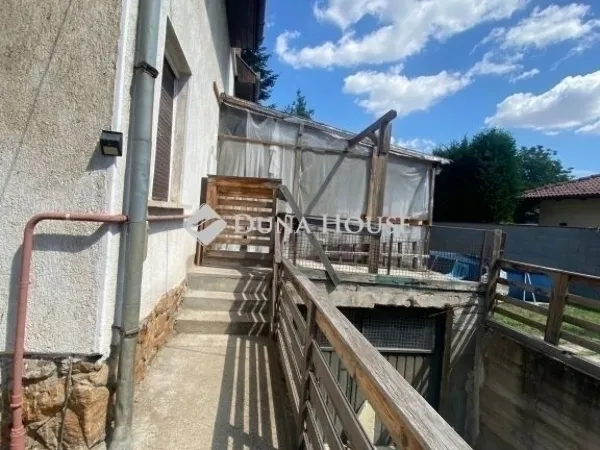 Eladó ház Budapest XVIII. kerület, Gloriett-telep 200 nm