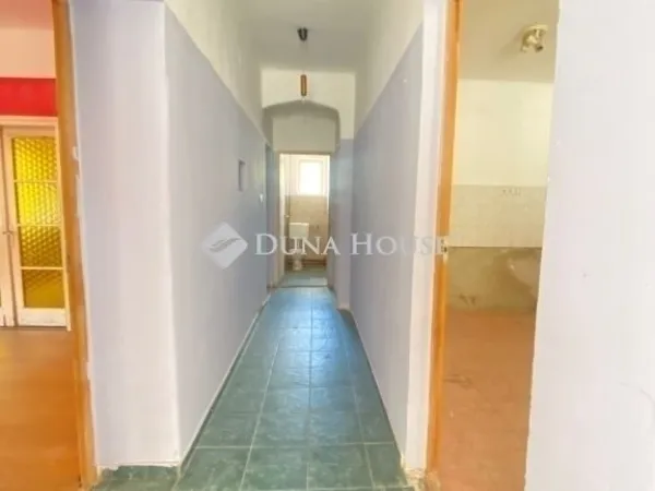 Eladó ház Budapest XVIII. kerület, Gloriett-telep 200 nm