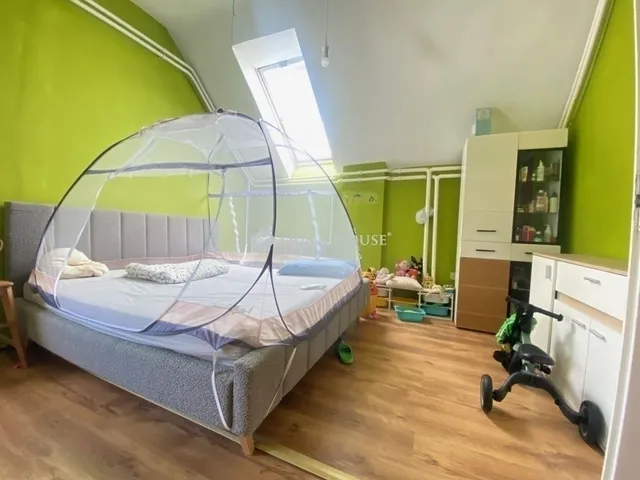 Eladó ház Budapest XVIII. kerület, Gloriett-telep 200 nm