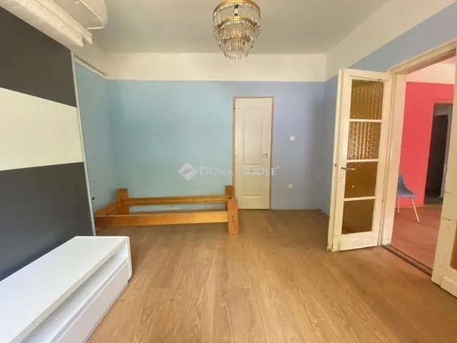 Eladó ház Budapest XVIII. kerület, Gloriett-telep 200 nm