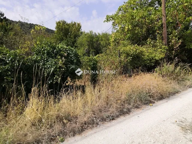 Eladó telek Budapest III. kerület, Csúcshegy 1838 nm