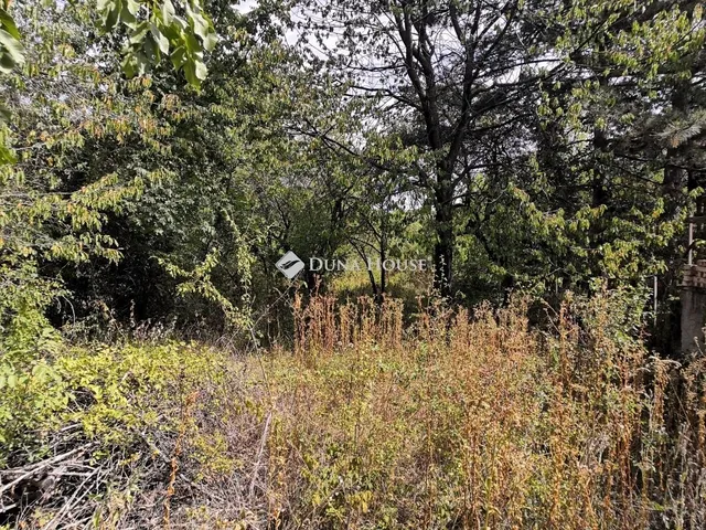 Eladó telek Budapest III. kerület, Csúcshegy 1838 nm