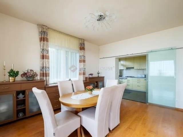 Eladó ház Budapest III. kerület 247 nm