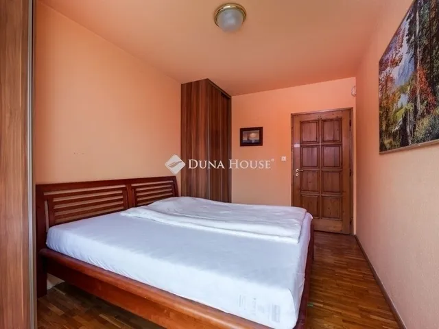 Eladó ház Budapest III. kerület 247 nm