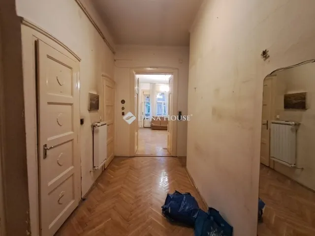Eladó lakás Budapest VII. kerület 99 nm