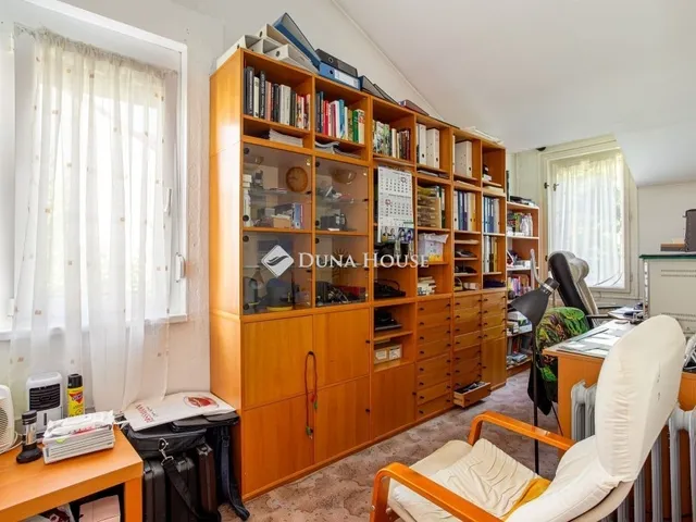 Eladó ház Budapest II. kerület 290 nm