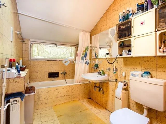 Eladó ház Budapest II. kerület 290 nm