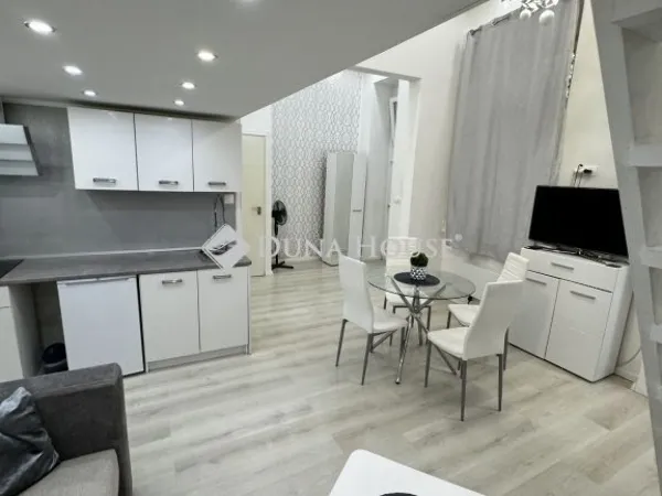 Eladó lakás Budapest VI. kerület, Diplomatanegyed 28 nm