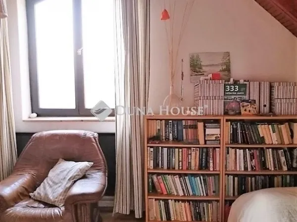 Eladó ház Budapest XVI. kerület 295 nm