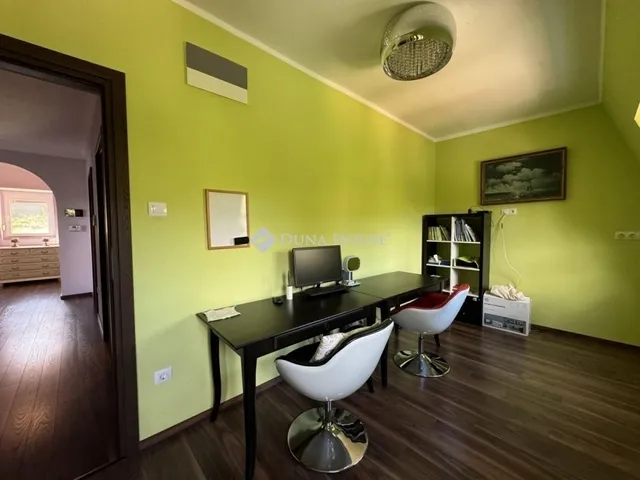 Eladó ház Budapest II. kerület 280 nm