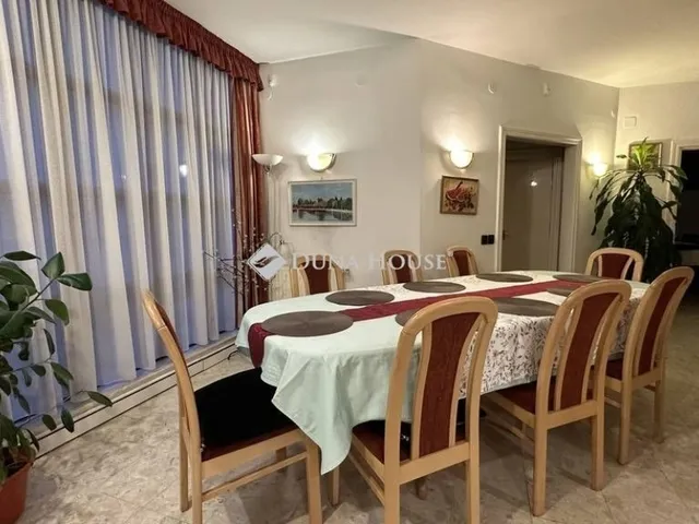 Eladó ház Budapest II. kerület 286 nm