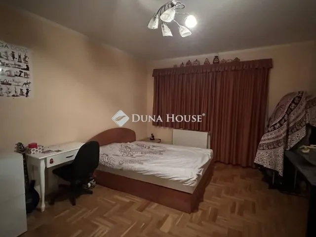 Eladó ház Budapest II. kerület 286 nm