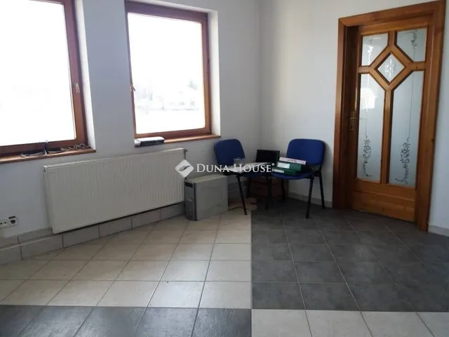 Eladó ház Budapest XVI. kerület 715 nm