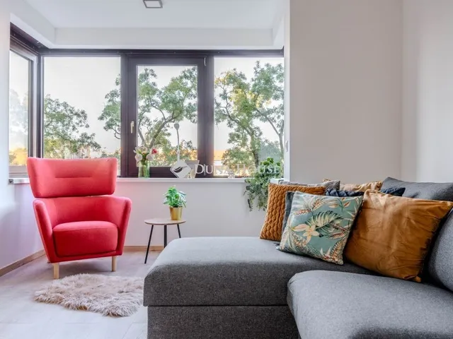 Eladó lakás Budapest VI. kerület 79 nm