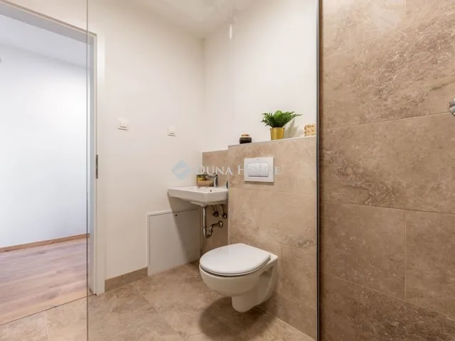 Eladó lakás Budapest VI. kerület 66 nm