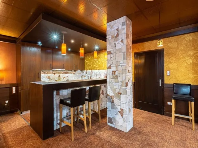 Eladó kereskedelmi és ipari ingatlan Budapest II. kerület 109 nm