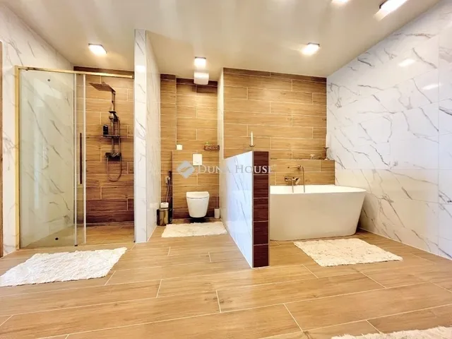 Eladó lakás Budapest XVII. kerület 153 nm