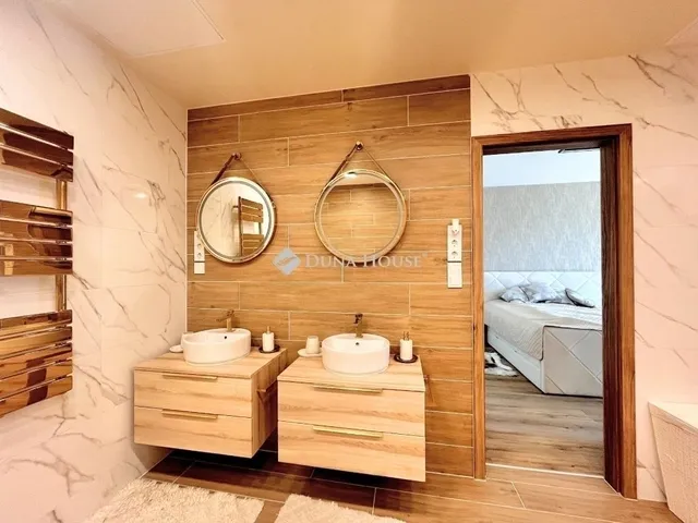 Eladó lakás Budapest XVII. kerület 153 nm