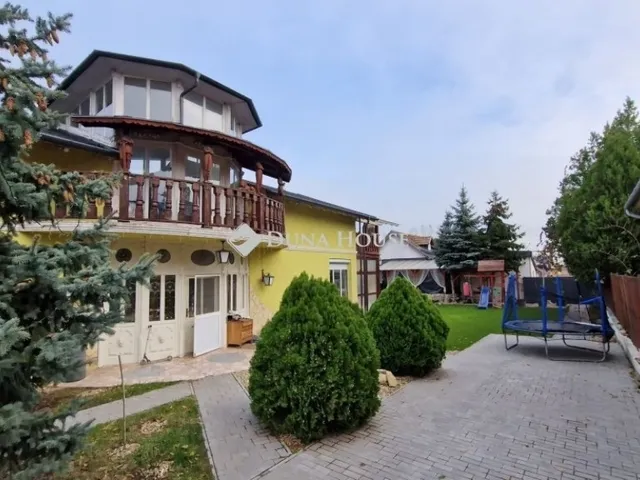 Eladó ház Vecsés 194 nm