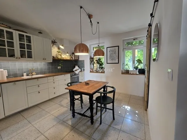 Eladó ház Vác, Burgundia 100 nm