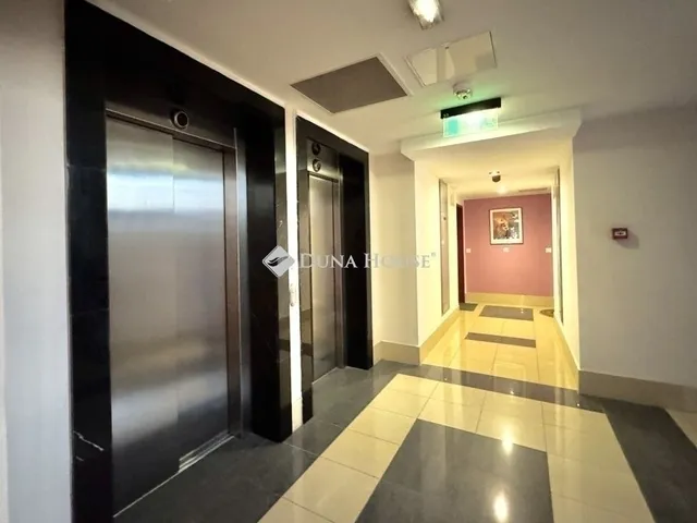 Eladó lakás Budapest VI. kerület, Nagykörúton kívüli terület 92 nm