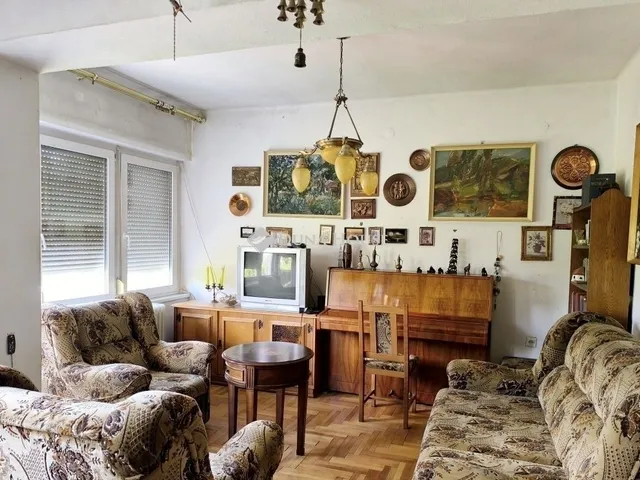 Eladó lakás Vác 140 nm