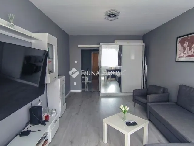 Eladó lakás Budapest III. kerület, Békásmegyer 57 nm