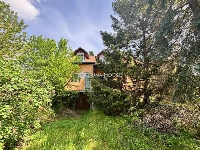 Eladó ház Budapest XVI. kerület, Cinkota 180 nm