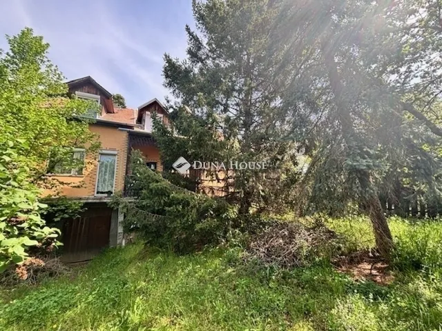 Eladó ház Budapest XVI. kerület, Cinkota 180 nm