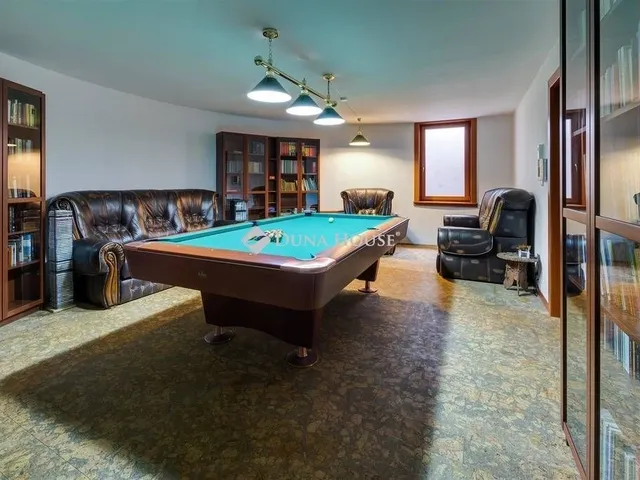 Eladó ház Budapest XII. kerület 677 nm