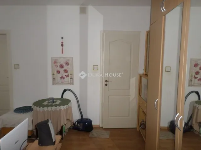 Eladó lakás Budapest XVIII. kerület, Alacskai úti lakótelep 40 nm