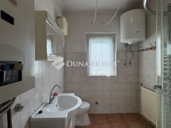 Eladó ház Budapest XVIII. kerület, Kossuth Ferenc-telep 69 nm