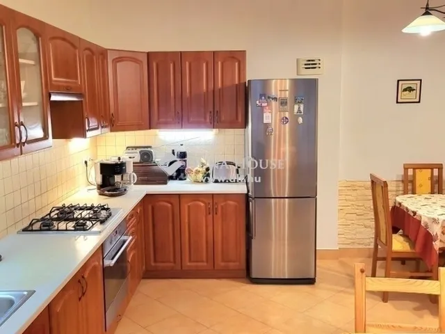 Eladó lakás Budapest VI. kerület 114 nm