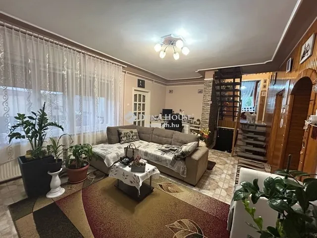 Eladó ház Pilis 290 nm